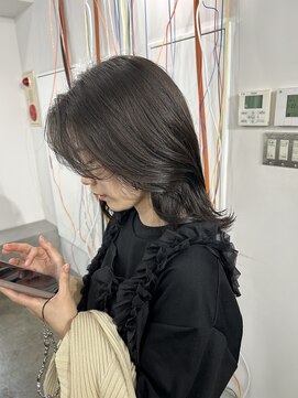 メゾンアトリエ(MaisonAtelier) 透明感グレージュカラー