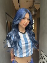 ジーナ(XENA) 遊び心も両立できる万能カラー コバルトブルー