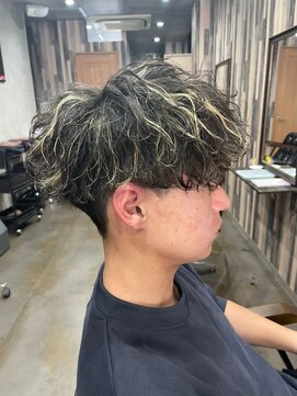 トゥルークリエイション 大宮(True Creation) 無造作ハイライトマッシュ