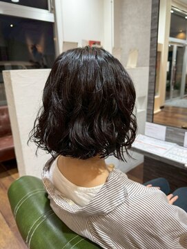 ヘアーワークス ボナ(HAIR WORKS bona.) ふんわりウェーブボブ