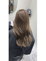 ロルヘアー(Lol.hair)&nbsp;ワンレングスカット×ミルクティーベージュ