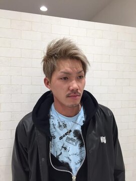 ラウァーレ アクアステラ ハイトーンカラーショートスタイル