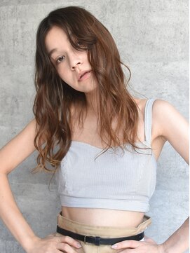 クープ(COUPE) 伸ばしかけ前髪×ゆるセミロング