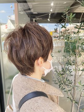 ルアナ(Luana) ナチュラルツーブロック