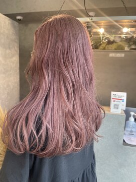 スリーバイベルベット(THREE...by velvet) 大人ピンクベージュ