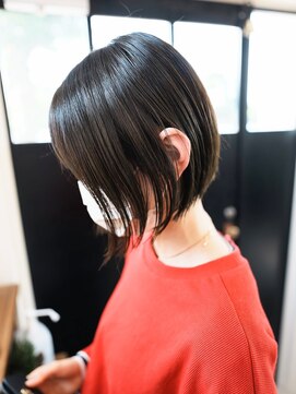 ボアップ(boappu) #オリーブカラー#ショートヘア#艶髪