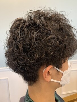 ビューティースペースラルジュヘアー(Beauty Space Large hair) メンズスパイラルパーマ