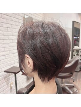 レコジョ(Recojo) (大人可愛い耳掛けショートボブ)Hide