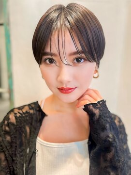 イチイ 巣鴨店(ichii) 大人可愛い小顔ショートボブ白髪ぼかしハイライト20代30代40代