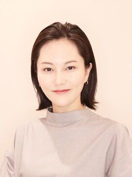 アンベリールフルー(EMBELLIR fleur) 大人のクールエレガントボブ