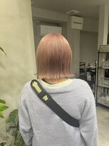 メイドバイスティーン(MADE BY STEEN) ピンクベージュ×ボブ