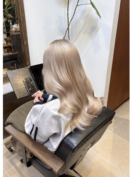 ペイドゥリーヴ(Pays de Reve) ホワイトミルクティーカラー