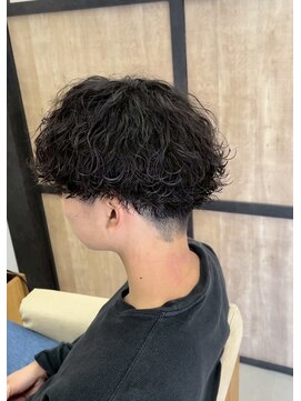 メンズギフト(men's GIFT) 波巻きパーマツイストスパイラルマッシュツーブロック刈り上げ