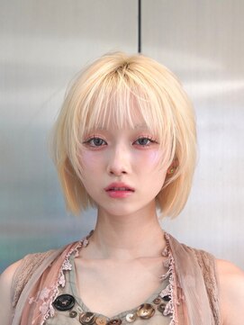 ジョエミバイアンアミ(joemi by Un ami) レイヤーボブ/ウルフボブ/ホワイトベージュ