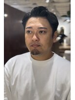 ウノプリールヴァモス(unopulir Vamos) 40代七三分け刈り上げショート