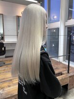 エイト オキナワ 沖縄新都心店(EIGHT okinawa)&nbsp;【EIGHT沖縄】2ブリーチ×抜きっぱなしホワイトブロンド◎