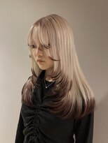 イル 天神大名店(ill) エンドカラー/レイヤーカット