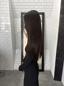 レガーレ(Legare) 髪質改善縮毛矯正ロングスタイルで美髪艶髪に