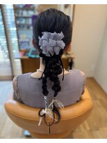 ミルカ(MIRKA)&nbsp;結婚式お呼ばれ ヘアアレンジ