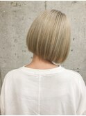 ミルクティーベージュ×ボブ/ブリーチありダブルカラー