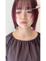 シエル ドゥ サワ(ciel de SAWA) プツッとボブ×ワインレッド 顔まわりレイヤーで小顔見え