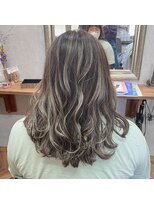 エンヘアー(eN hair)&nbsp;脱白髪染めハイライトを入れ