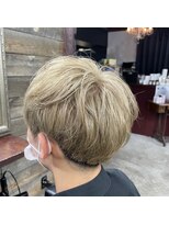 ゴート(GOAT)&nbsp;マッシュショート／ブリーチ／ミルクティーグレージュ