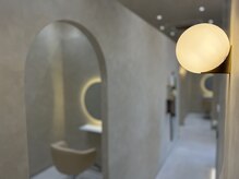 南草津で唯一、『くつろぎの個室型プライベート空間』×『髪質改善特化サロン』【Zina】で美髪へ