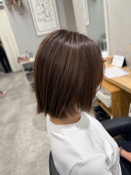 アヴァンス 京橋店(AVANCE) 白髪ぼかしにもなるナチュラルハイライト