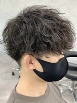 ウノ(U.No.)&nbsp;波巻きスネークパーマ 長野市美容室 メンズパーマ