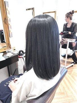 コワファースト  させぼ五番街店(COIFF1RST) ブルーブラック