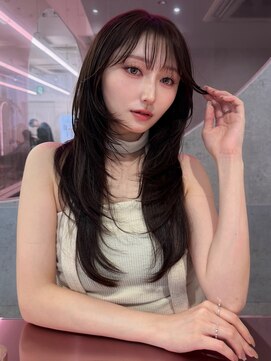 韓国レイヤーカット/ヨシンモリフェイスレイヤー/艶髪カラー