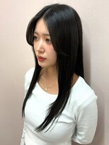 ソンノ(sonno)&nbsp;アッシュブラック 髪質改善 ストレートヘア レイヤーカット