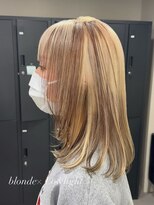 ベレーザ 渋谷(BELEZA)&nbsp;18088ハイレイヤーウルフミディアムハッシュカットミルクティー