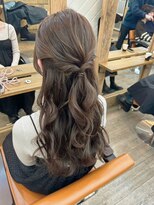 ナンバー ノード 渋谷(N° node) 大人レイヤーロング韓国風ハーフアップブロンドベージュ渋谷