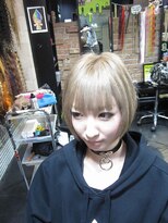 ミミック (mimic)&nbsp;プラチナグレージュショート