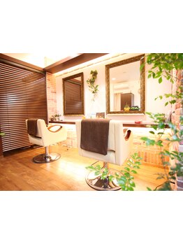 再現性の高さに定評がある《Lilyetto》！スタッフ一人ひとりの洗練された技術力の高さはお客様に評判☆