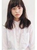 クセのように動く顔わまりのデザイン