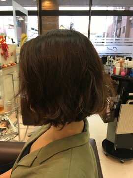 クール ヘアー ギャラリー 神明町店(COOL Hair gallery) 前下がりボブ