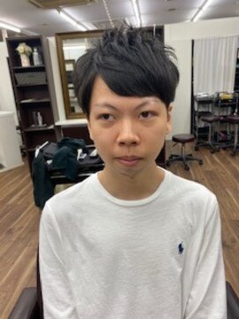 詩音 原良店 ツーブロックマッシュ