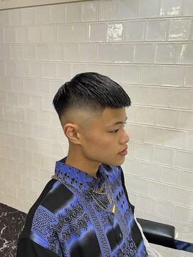 メリケンバーバーショップ フクオカ(MERICAN BARBERSHOP FUK) スキンフェード本格派フェード