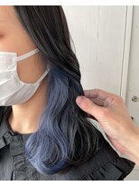 クリアブルー　インナーカラー　イヤリングカラー
