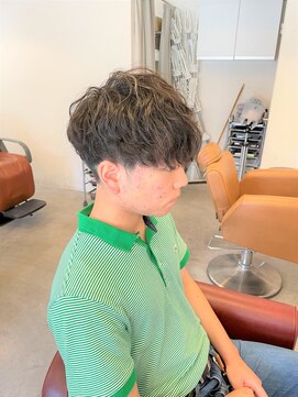 アンティコ(Antico) マッシュショート束感スパイラルモテ髪ツーブロック流行フェード