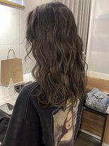 ビュートリアム ギンザ(BEAUTRIUM)&nbsp;レイヤーカット◇ロングパーマ◇顔周り