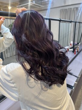 ニィ(2iee.) バイオレットカラー