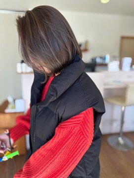 レアーリ(le ali) アッシュベージュ