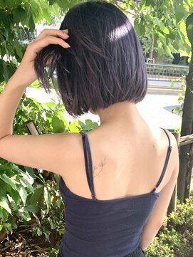 トリコ ショップアンドヘアサロン(tricot shop hair salon) ぱつっとボブ ブリーチあり ラベンダーグレージュ