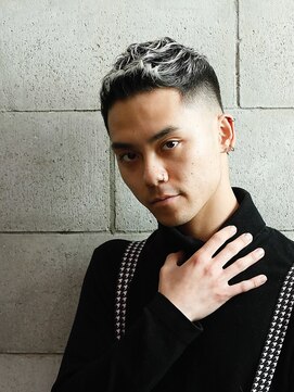 チルチェア 池袋(CHILL CHAIR) ソフモヒカン×スキンフェード <池袋> <理容室> <バーバー>