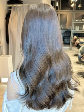 ディーエックス スリー(Dxxxx III) 透明感もかグレージュ　KURO