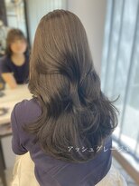 フォンズ(FONS) アッシュグレージュ/赤味なしカラー/韓国くびれヘア/レイヤー